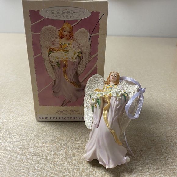 1996 Hallmark Keepsake Christmas Ornament Joyful Angels Flower Easter Collection - Picture 2 of 10